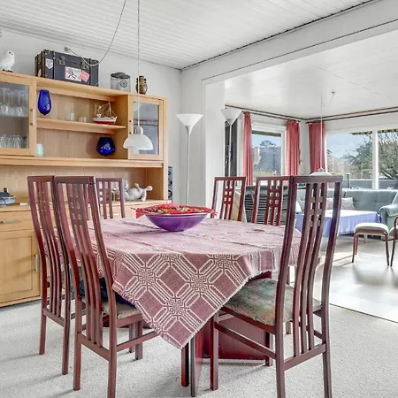 Gorgeous In With Wifi Holiday home