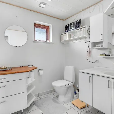 Gorgeous In With Wifi Holiday home Nexo